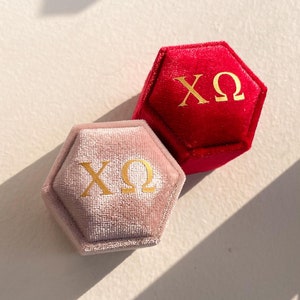 Samt Box für CHI OMEGA Schwesternschaft | Chi O Schwesternschaft Geschenk | Einweihungsgeschenk | Bid Tag 2025 | Großes/Kleines Geschenk