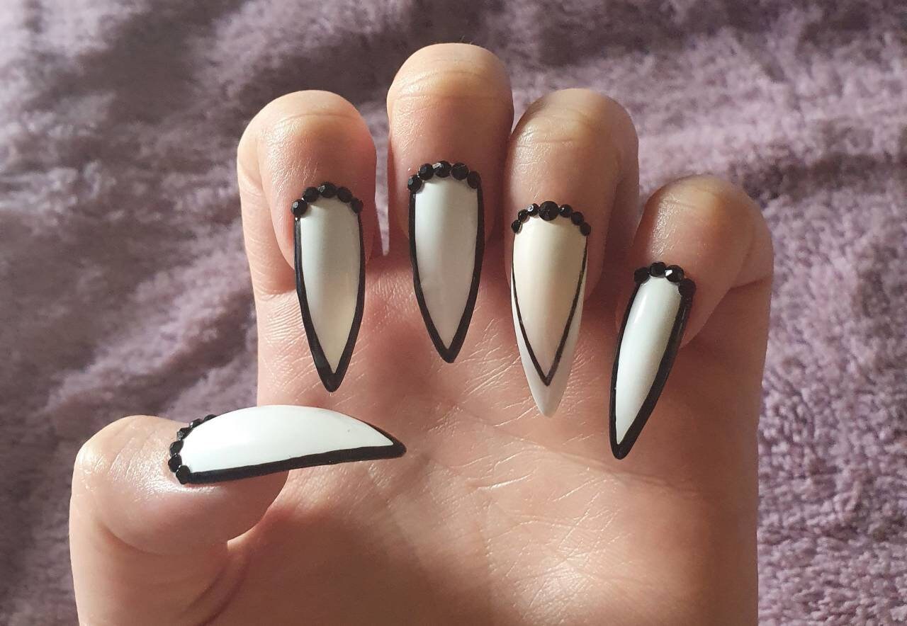 Press On Nails White Nails French Tip Nails Black Nails Etsy Press On Nails White Nails French Tip Nails Black Nails Etsy