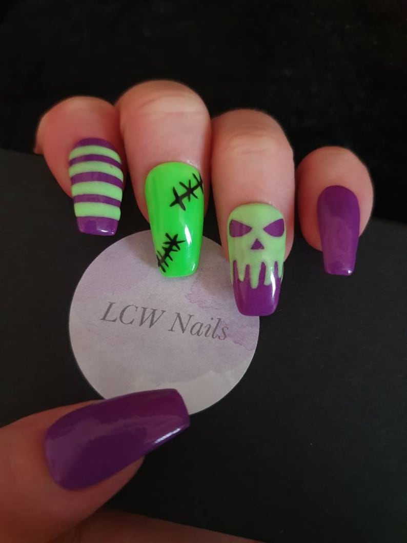 Halloween Nails Skull Nails Glow in the dark nails image 1