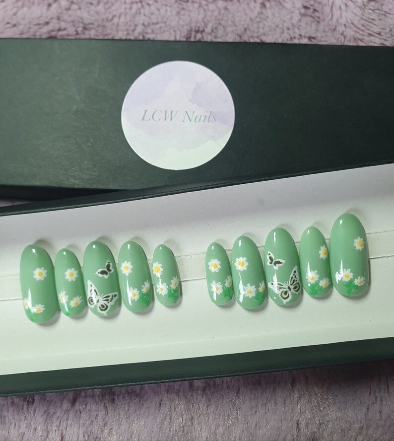 Daisy Nails Green Butterfly Nails Spring Nails Press on Nails image 2