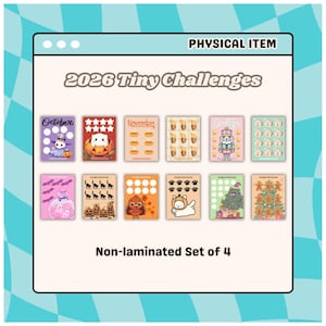 Op de afbeelding: Een set van 12 geïllustreerde kaarten voor maandelijkse uitdagingen, met Halloween- en kerstontwerpen. De tekst "2026 Tiny Challenges" staat bovenaan, met "Non-laminated Set of 4" onderaan. De kaarten worden in een digitale lijst weergegeven.