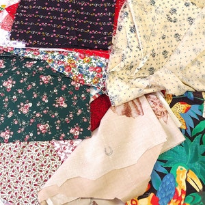 One Pound to 1/2kg (454g to 500g) of Vintage fabric Scraps Quilting Fabric - 100% cotton - NOT ELIGIBLE for free shipping promo