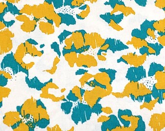 Blumen Muster auf weißem Quilt Stoff - 100% Baumwolle - 1/2 YD CUT