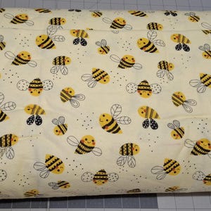 Cute Bumble Bee Toss on Pale Yellow Flannel Fabric - 100% cotton -  BY THE 1/2 YARD - Super Snuggle