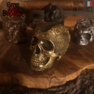 Cigar box - Warrior's Smoke cigar holder + handmade resin wooden box, viking atmosphere gift cigar accessory for him