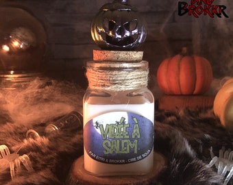 Bougie Halloween - Virée à Salem à la cire de soja avec sorciere et citrouille avec pot réutilisable décorative fait à la main cire de soja