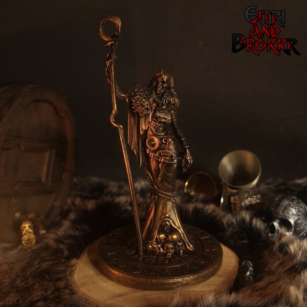 Figurine / Statuette de Hela (Hel) seule en résine décoration fait main ragnar valhalla thor pagan viking nordic garm garmr