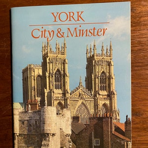 York City & Minster England: History Buildings - Church - John Shannon - 1988 -  Visitor Guide British / English Cathedrals / Cities