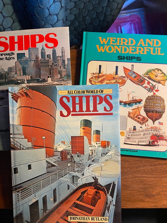 洋書 WEIRD AND WONDERFUL SHIPS By Graeme Cook Title: Weird and Wonderful Ships: 9780890090312: Books
