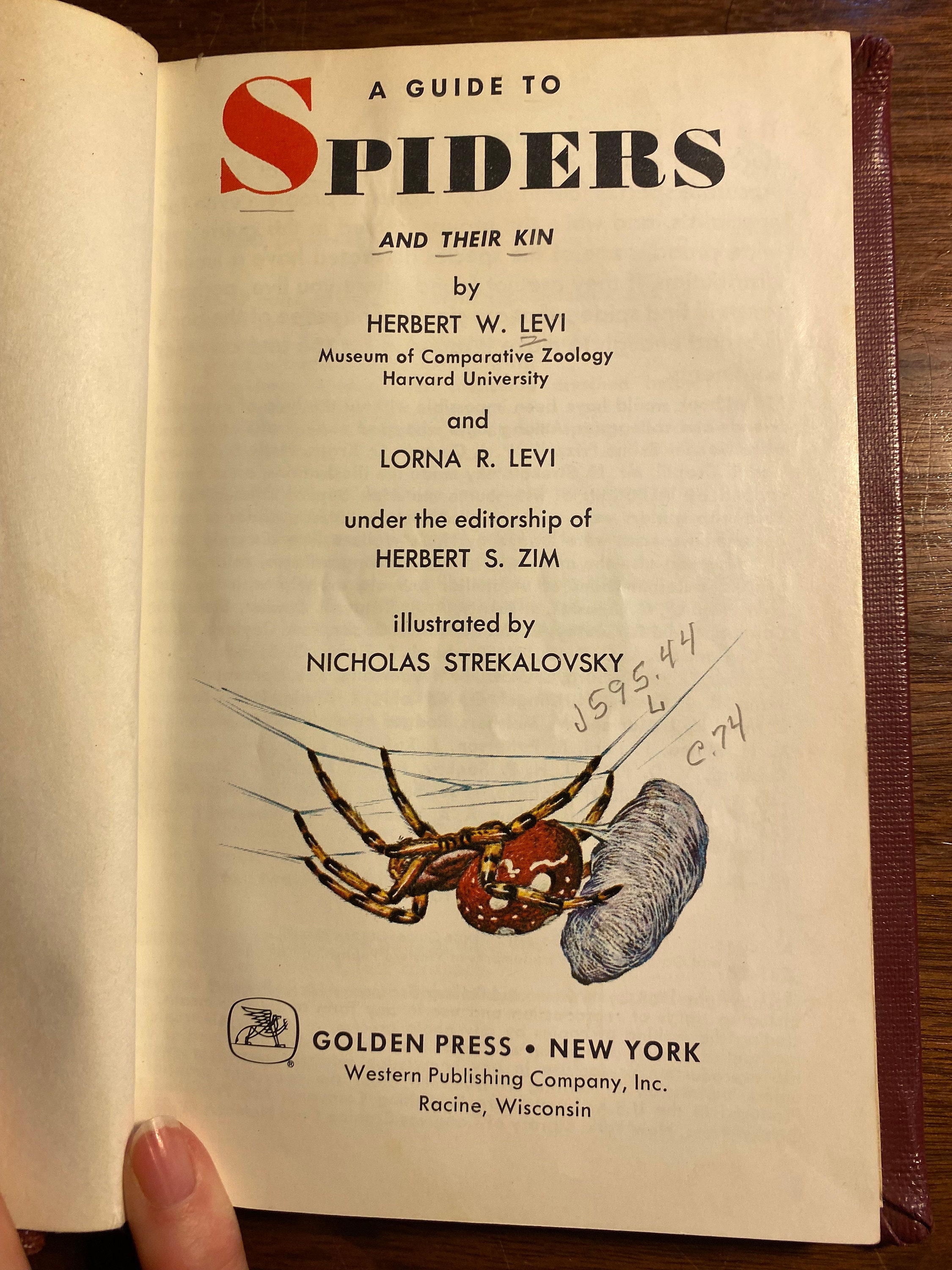 Golden Science Guide Spiders and Their Kin - H Levi / L Levi / Zim