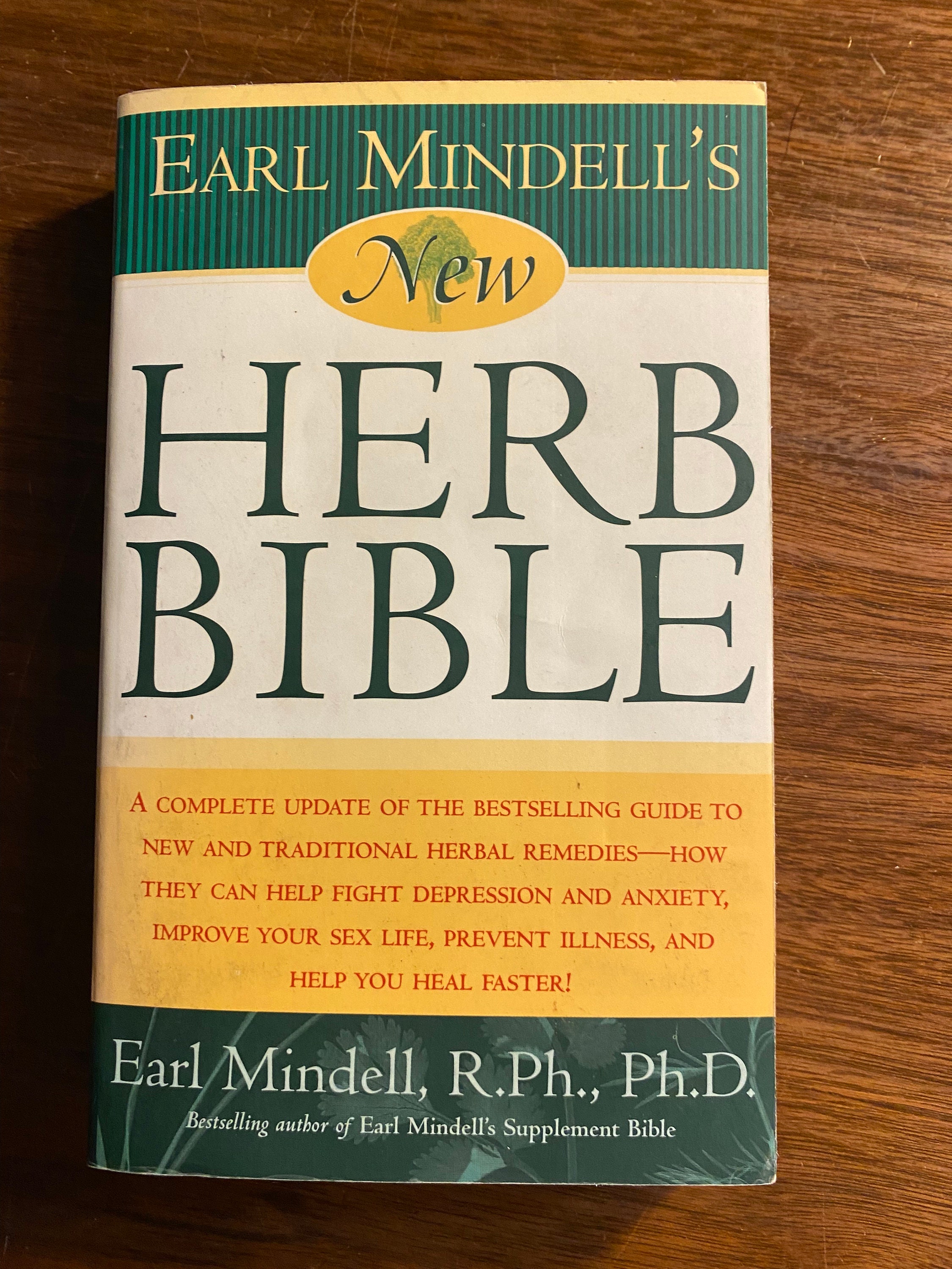 Earl Mindell