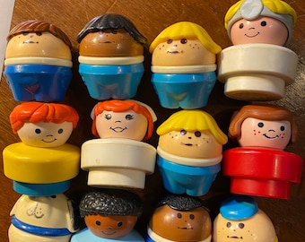 "Fisher-Price Chunky Little People Toys - Artikelauswahl - Kunststoff - 2 ".Wahl von Arzt - Krankenschwester - Hund - Kinder - Humpty Dumpty - Puppe