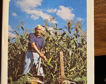 Organic Vegetable Growing Gardening Step-by-Step Handbook Guide - Samuel Ogden - 1975 - Rodale - Planning - Care Fruits Vegetables etc