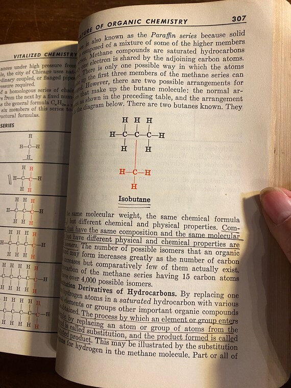 Vitalized Chemistry Including Atomic Energy - 1946 - Russell Des