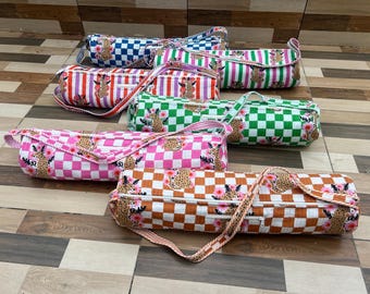 Unique Cotton Yoga Bag/Gym Bag For Her, Floral Quilted Sports Bag, Unisex Zipper Bag, Handmade Reusable Workout Bag/Boho Fitness Bag/Kit Bag