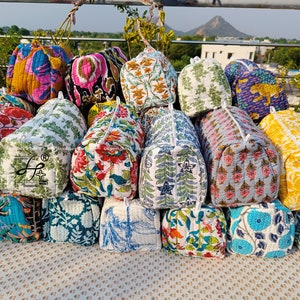 Grande trousse de toilette avec impression bloc Trousse de toilette géante matelassée Trousse de maquillage pour femme Trousse à cosmétiques en coton, accessoire de voyage, cadeau de vacances