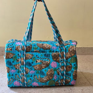 Grand sac de voyage de week-end en coton pour femme Sac de voyage en tissu matelassé fait main Sacs de voyage imprimés en bloc