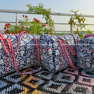 Large Cotton Weekend Duffle Bag Washable Beach Boho Overnight Bag Quilted Fabric Women&#39;s Travel Bags Holiday gifts Printed Hand Luggage Bags