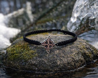 Braided bracelet with witch's knot,celtic occult jewelry,wicca powerful magic knotsymbol of protection against damage and the evil eye