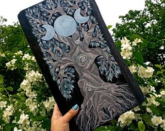 "Handbemalte ""Baum des Lebens"", Holzmalerei, mystische Zeichnung der Mondphasen, handgefertigt in einem einzigen Exemplar, Länge 40 cm."