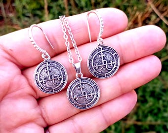 Lilith pendant, Witch sigil necklace, Ossult jewelry for spiritual attunement to connect with Lilith, witch necklace