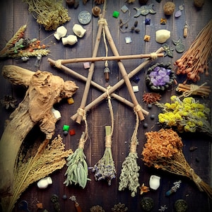 Protection Pentagram with moonstone crystal, Wiccan Supplies, Witch Room Decor, Space Protection Symbol, 12 Inch