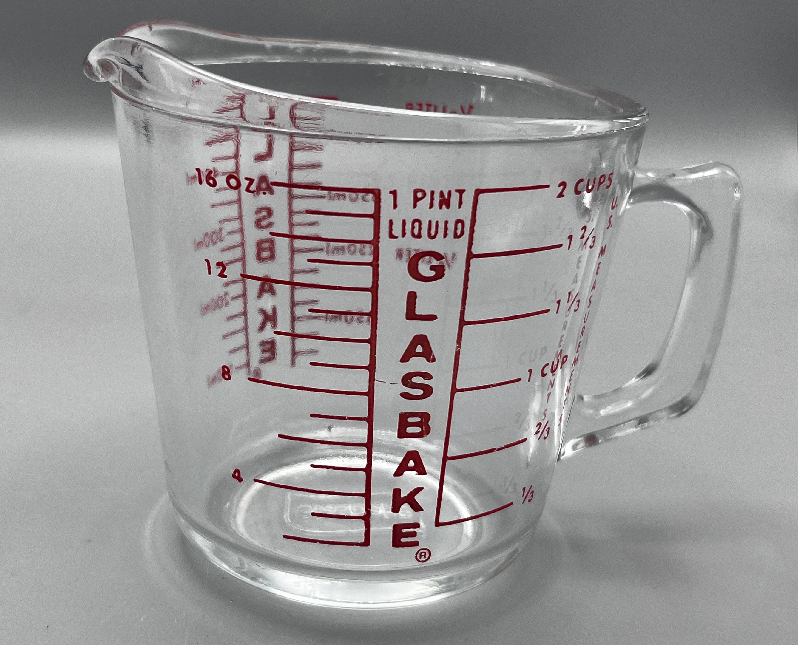 Pyrex 4 Cup Measuring Cup D Handle 