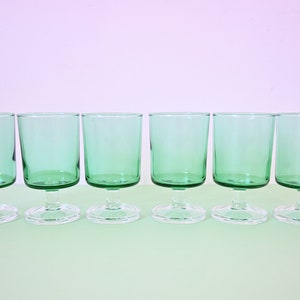 6 Glasses aperitif / liqueur on foot - vintage French
