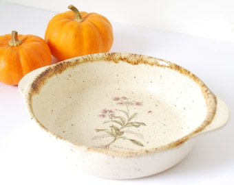 Petit plat, assiette creuse, en Céramique, motif grès et fleur, de marque Céramique Culinaire de France