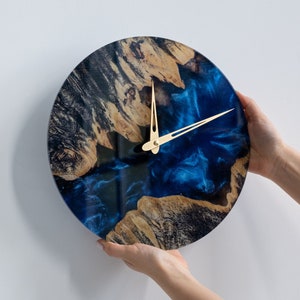 Resin wall clock, Epoxy wall clock, Modern wall clock, Clock nautical, Large wall clock, Ocean wall clock, Wood wall clock, Unique clock