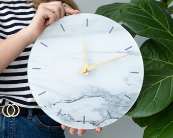 White marble resin wall clock, Grey marble wall clock, Masselina marble wall clock, Resin geode wall clock, Crystal print wall clock
