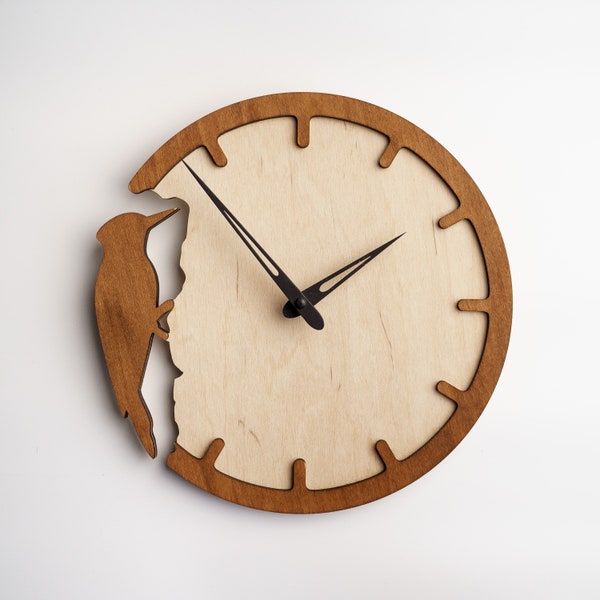 Woodpecker clock,Woodpecker wood clock,Decorative wall clock,Wood wall clock,Wooden wall clock