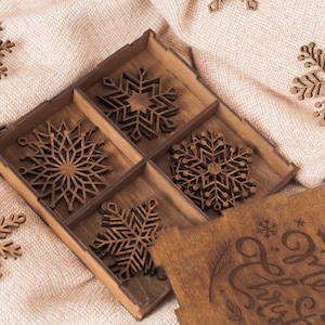 Snowflake ornament personalized,Merry christmas decoration,Personalized christmas ornaments,Wooden snowflake ornaments,Christmas snowflake