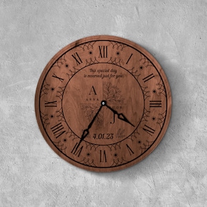 Personalized wedding clock, Anniversary clock gift, Anniversary clock for wedding, Custom wedding clock, Wedding date clock