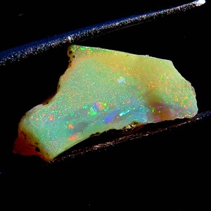 Genuine Multi Fire Ethiopian Opal Rough Specimen, Play of Color Ethiopian Opal Uncut Opal Rough, Ethiopian Opal Rough | Opal Specimen (PR29)