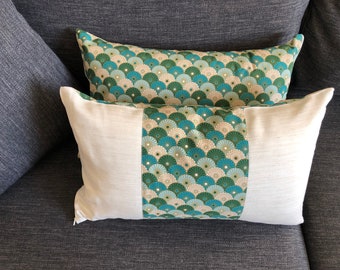 Housse de coussin réversible - taie d'oreiller - 50 cm x 30 cm en tissus à motifs géométriques bleu, vert et beige