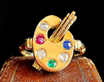 Antique Painter's Palette Ring in 18 Carat Gold; Circa 1890