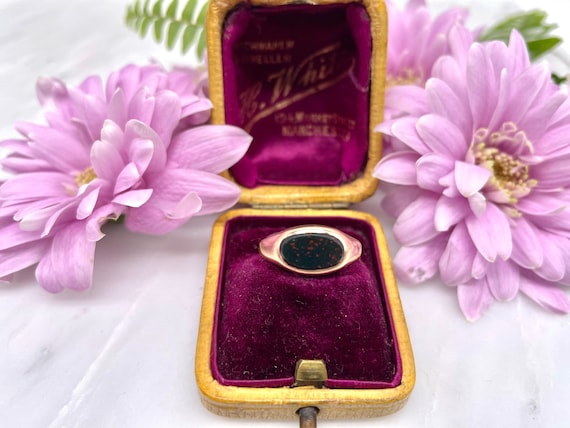 Antique Victorian 1850 9ct Rose Gold Cut Oval Bloo