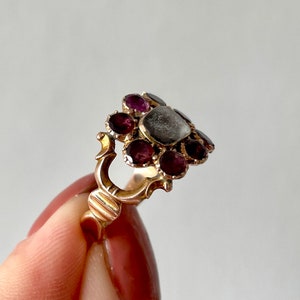 Georgian Garnet Locket Mourning Ring in 9 Carat Gold Circa 1830 image 4