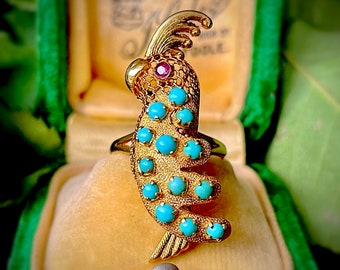 Amazingly Vintage Parrot Cocktail Ring in 14 Carat Gold; Circa 1970