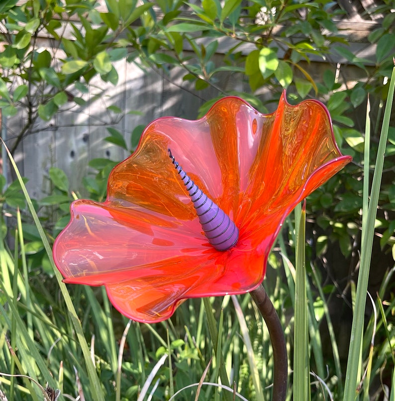 Klissglass Blown Glass Garden Flower