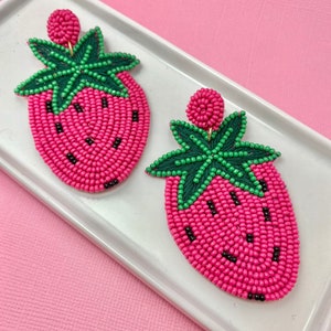 Pink Beaded Strawberry Earrings, Summer Earrings, Fruit Earrings, Gift Idea for Her, Summer Pool Party, Strawberry Theme, Teacher Gift