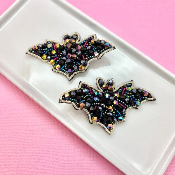 Beaded Bat Earrings: Halloween Costume Jewelry
