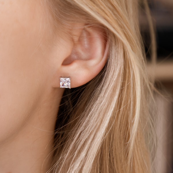 Brilliant Square Cut Diamond Earrings, Princess Cut crystal Stud Earrings in Sterling Silver, Square Cut Crystal Earrings, Ear Piercing Stud