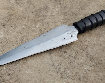 Keltischer Dolch Speer Form mit Lederscheide