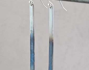 Halb Gehämmerte Sonnenaufgang Sonnenuntergang Flamme Patina Linear Drop Stahl Ohrringe