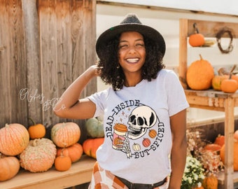 Dead Inside but Spiced | Friends | Halloween Shirt | Fall | Autumn | Vintage aesthetic Shirt | Spooky Season | Skull Shirt | Pumpkin Spice
