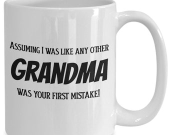 Personalisierte Oma Tasse - Personalisierte Großmutter Kaffeetasse, Geschenk für Oma, Mamaw Tasse, Meemaw Geschenk, lustige Großeltern Geschenke