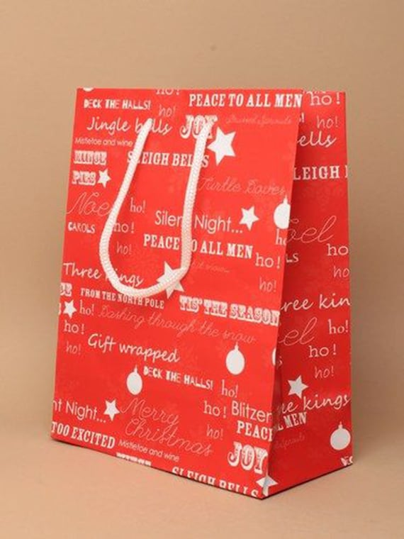 12 x H23xW18xD9cm..Christmas scene Elf gift bags with corded handles