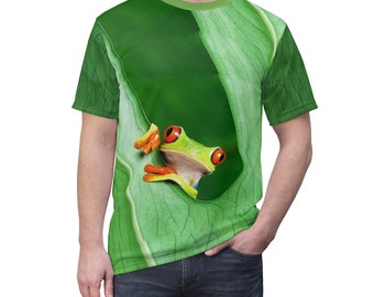 Tree Frog Shirt, Men's Tee Shirt, Frog Lover Gift, Frog Tee • Tropical Rainforest Tshirt • Frogs • Green Frog Shirt • Nature Shirt